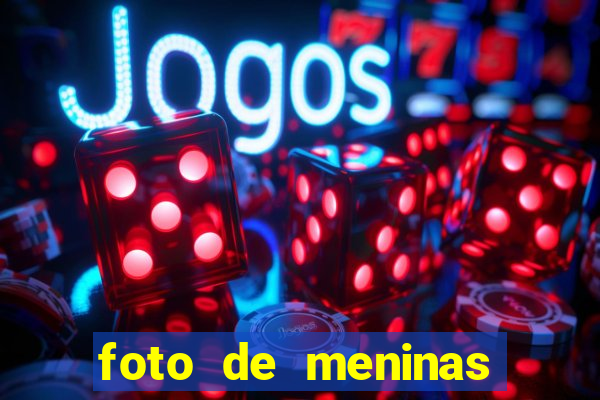 foto de meninas cacheadas no espelho
