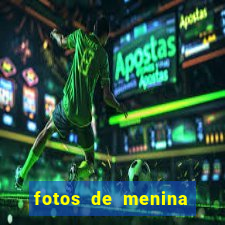 fotos de menina fake cacheada