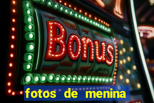 fotos de menina fake cacheada