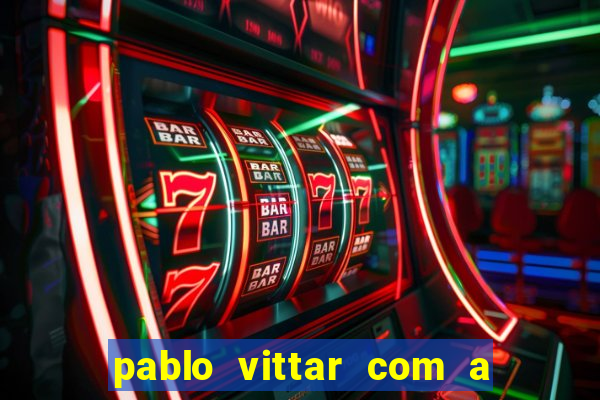 pablo vittar com a camisa do fluminense