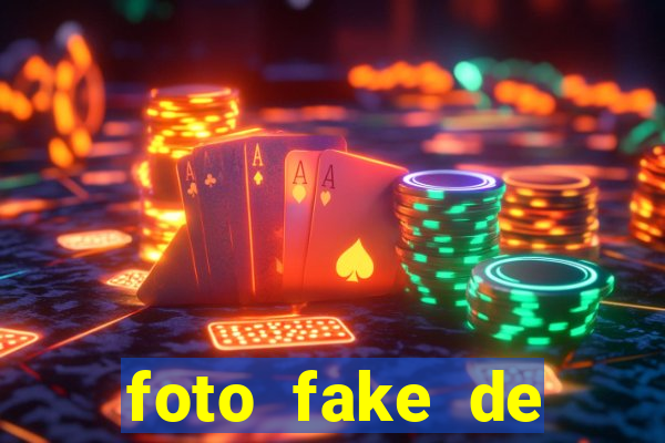 foto fake de menina cacheada