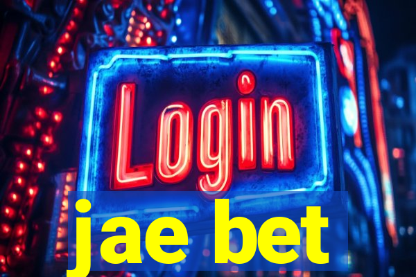 775